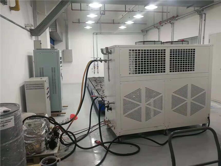 上海冷熱一體機(jī)，油式冷熱模溫機(jī)，冷熱油溫機(jī)，冷熱兩用油溫機(jī)