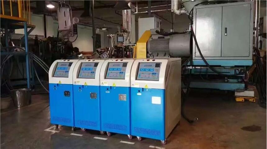 江蘇高溫油溫機(jī)/高溫模溫機(jī)/300℃/350℃油加熱器 